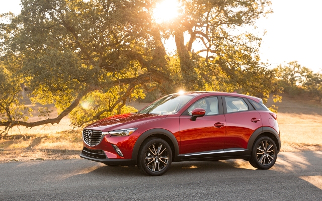 Compact cx3 debut 3