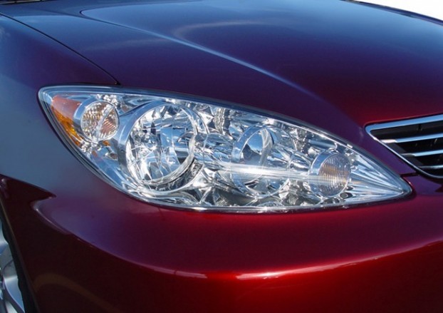 2002-06 Toyota Camry Maintenance - How to Change Headlight Bulb/Assembly