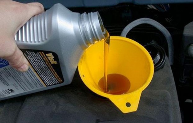 Is Synthetic Oil Good or Bad For My Toyota?