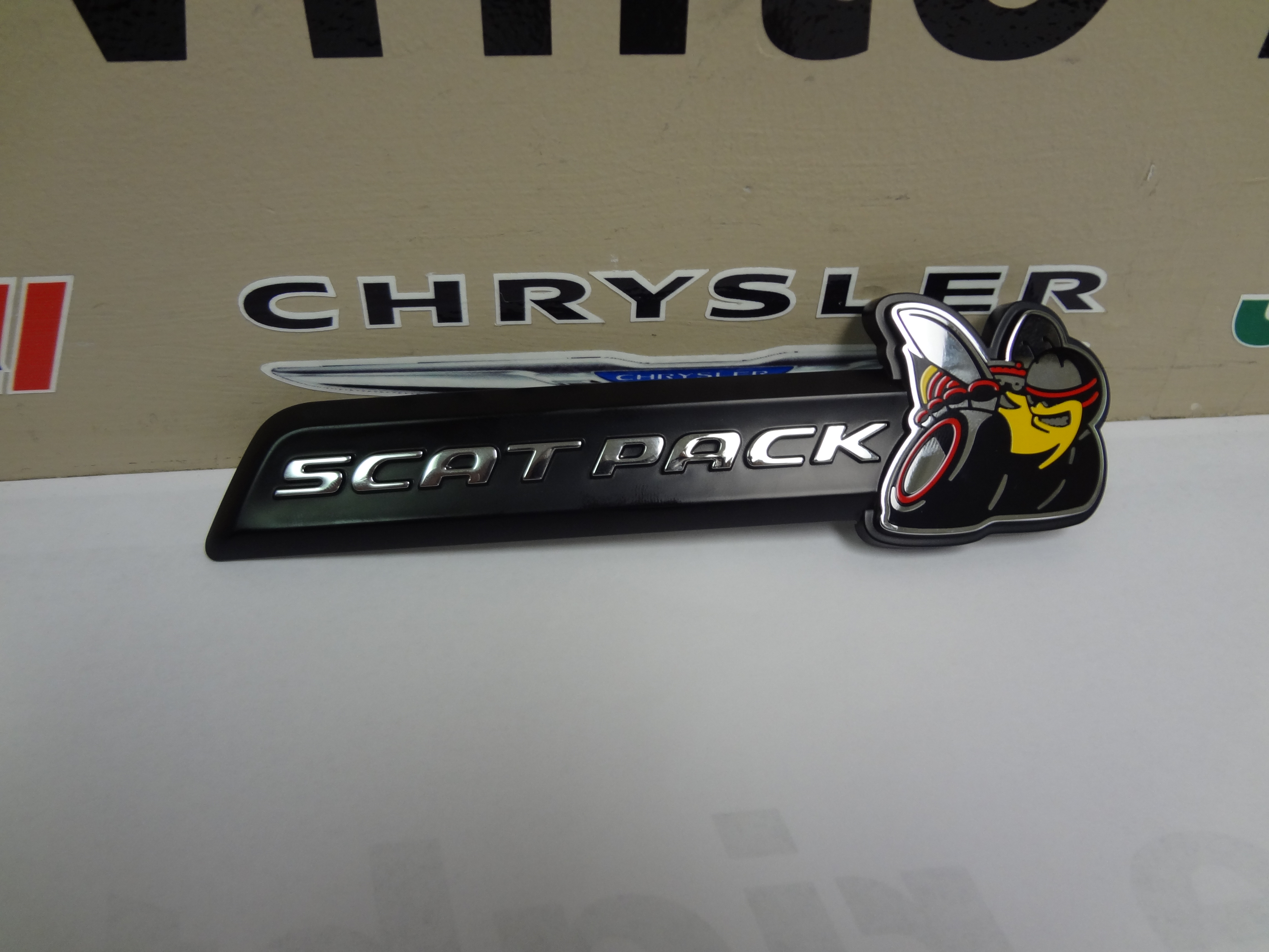 OEM 68272519AA Scat Pack Bee Grille Nameplate Emblem for Dodge Charger Mopar New