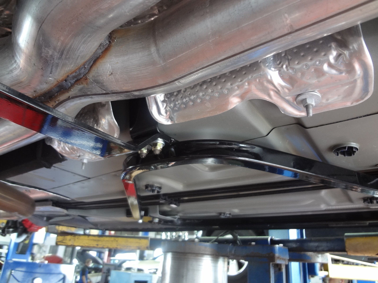 08-16 Challenger Frame X Cross Brace Sub Frame Connectors Connector Bolt On New (SWMSUBFRAME) | Steve White Parts